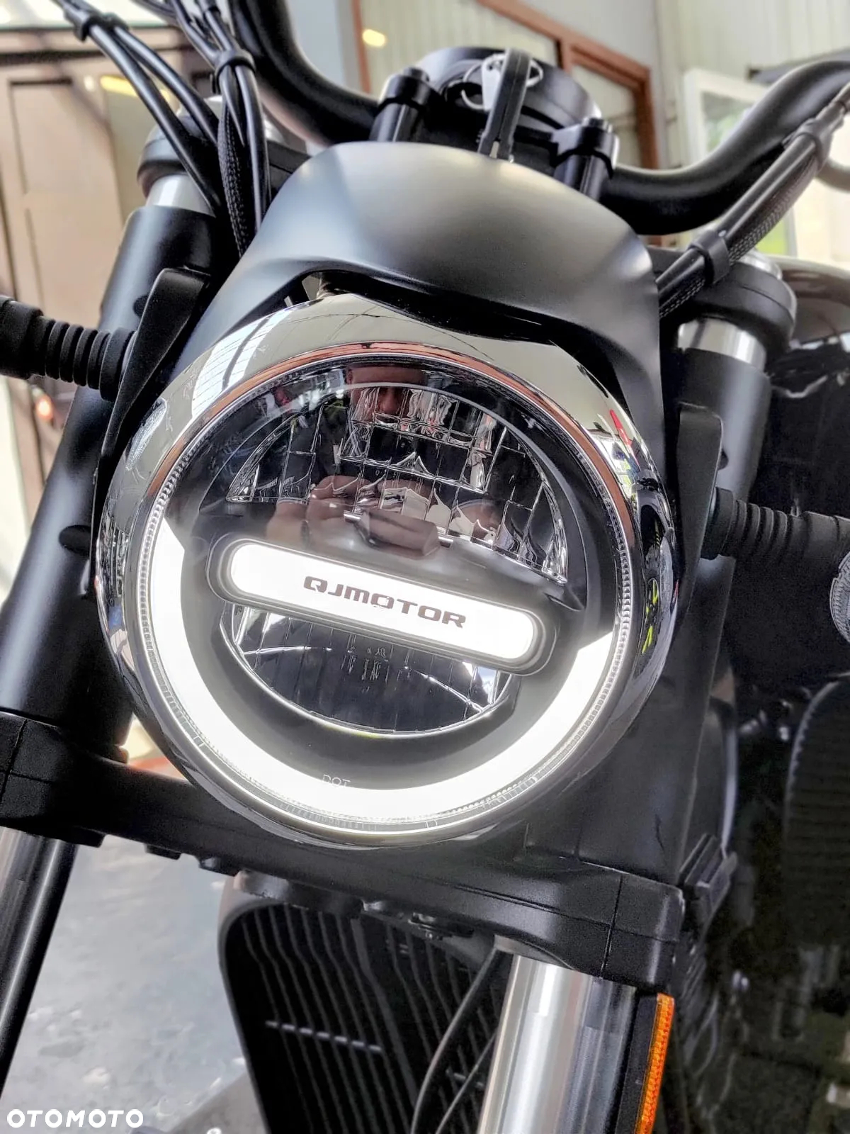 QJMOTOR SRV 125 - 7