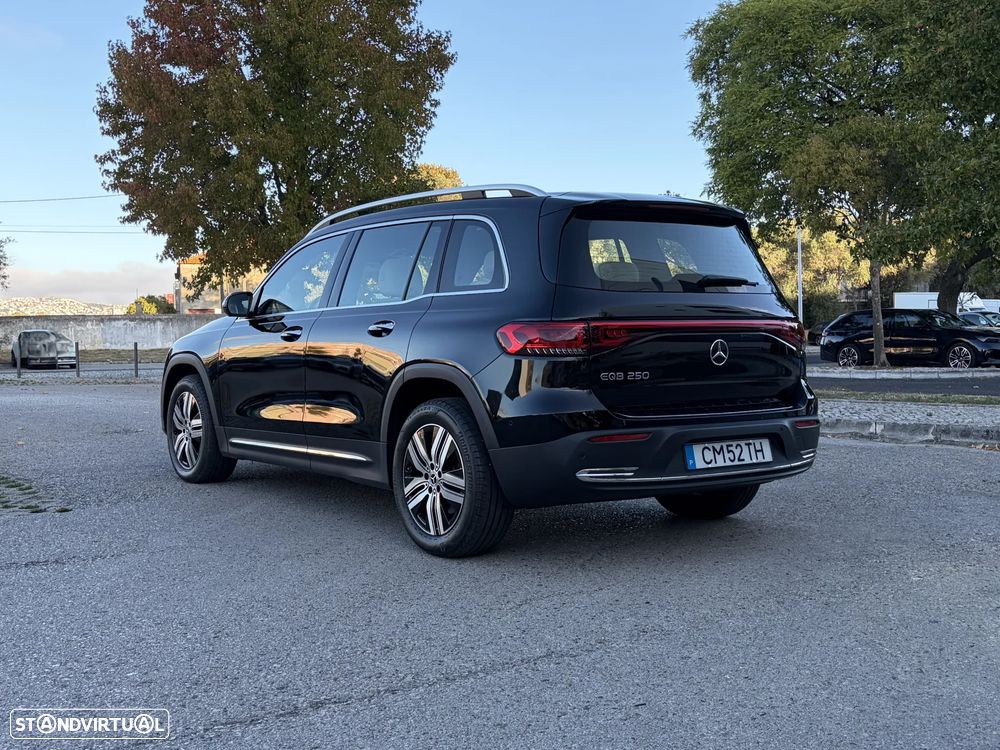 Mercedes-Benz EQB 250 Progressive - 8