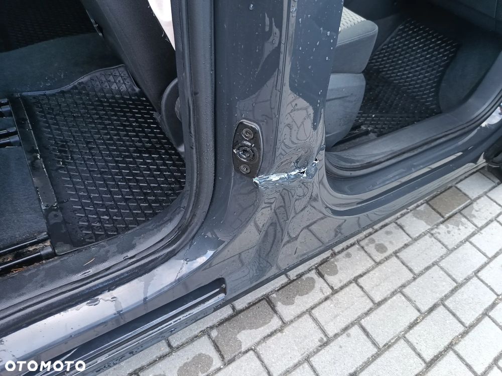 Volkswagen Sharan 2.0 TDI BlueMotion Technology Comfortline - 28