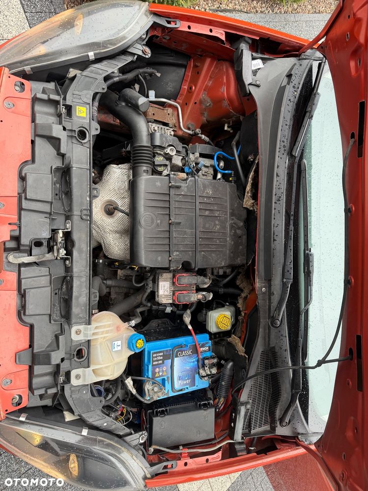 Fiat Punto 1.4 16V Sporting - 22