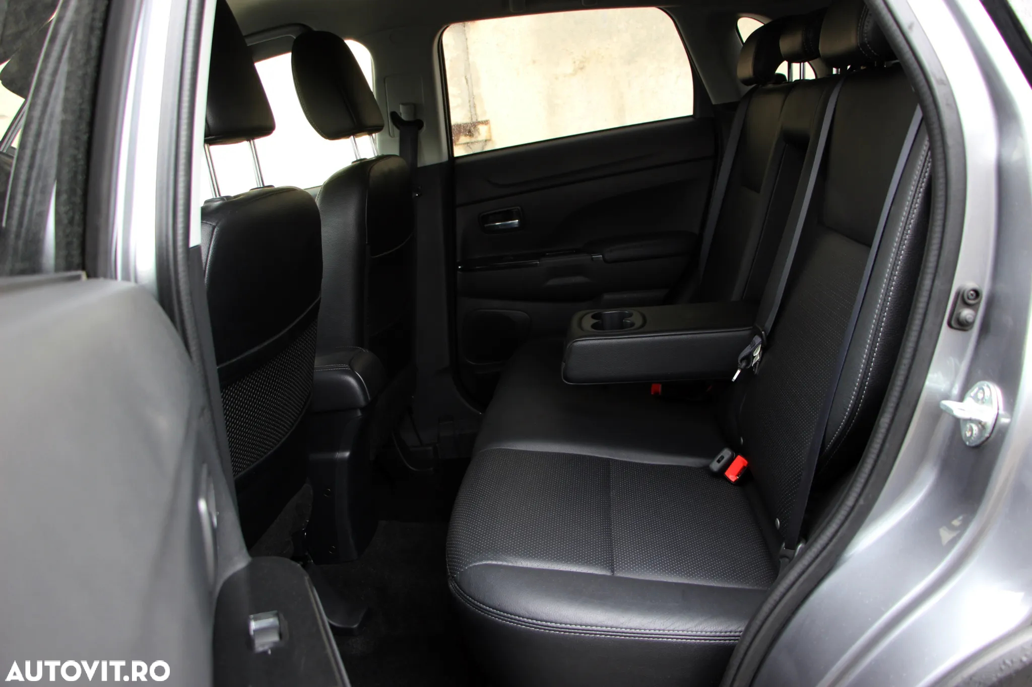 Peugeot 4008 1.8 HDI FAP STT Allure - 8