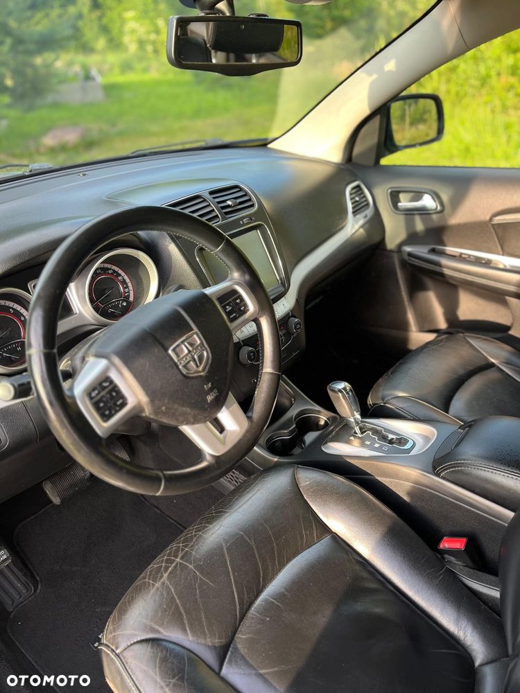 Dodge Journey - 8