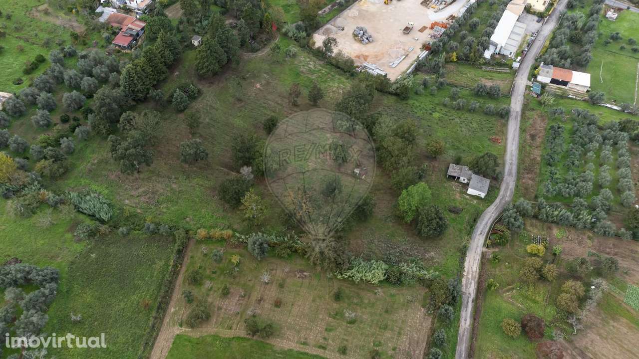 Terreno  para venda - Grande imagem: 2/14