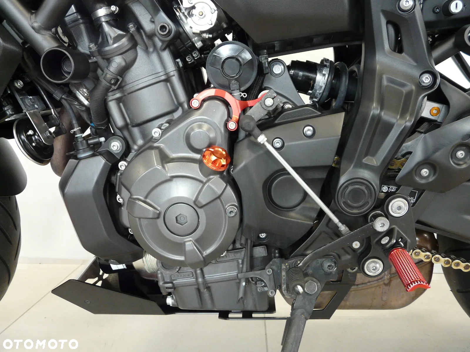 Yamaha MT - 19