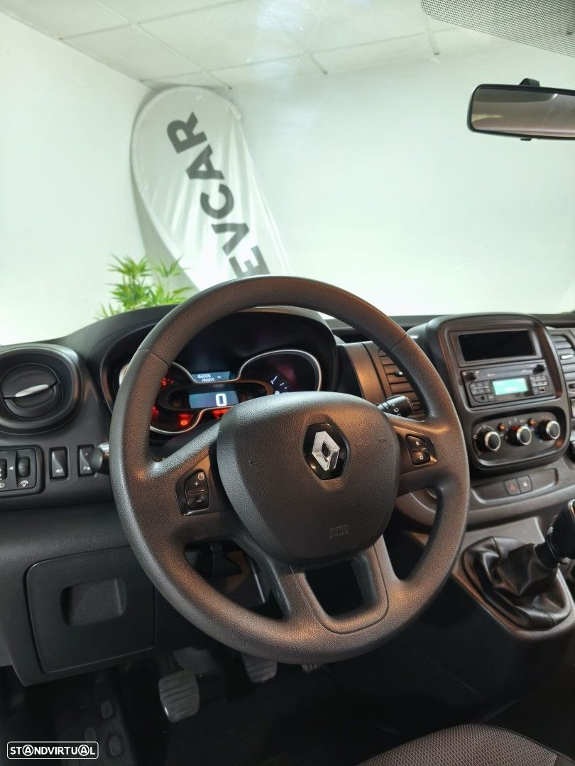 Renault Trafic 2.0 dCi L2H1 1.2T - 10