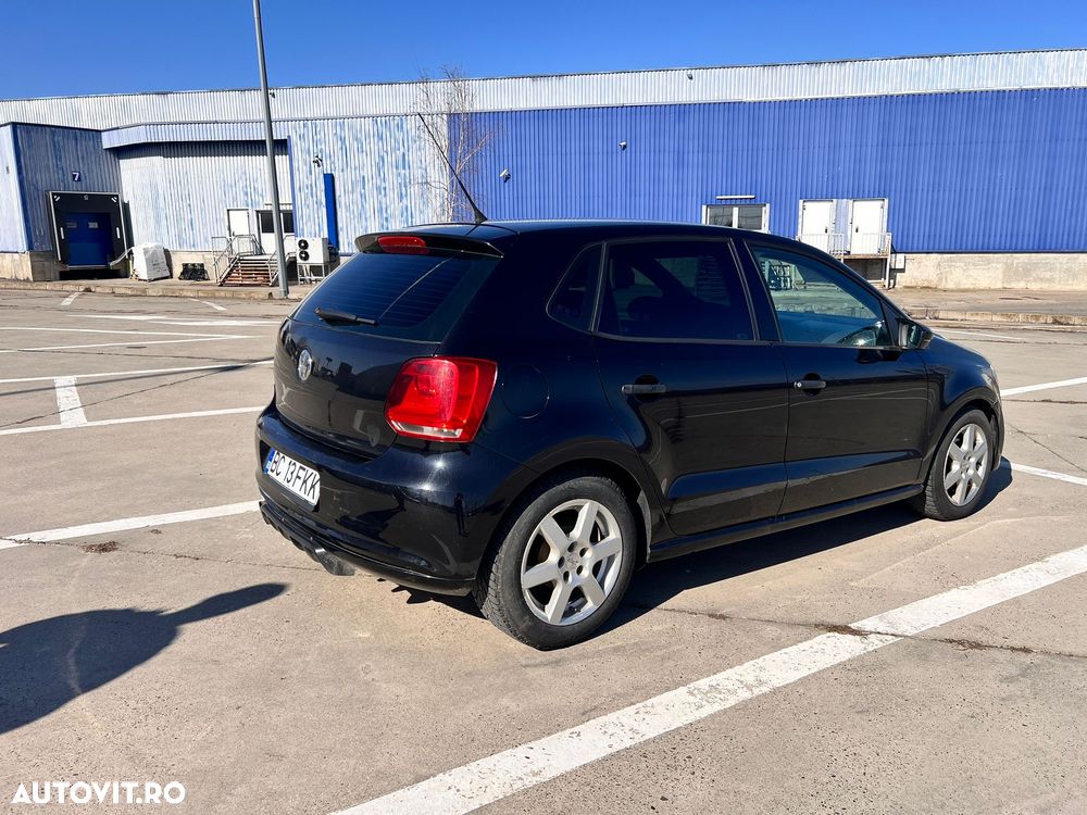 Volkswagen Polo - 2