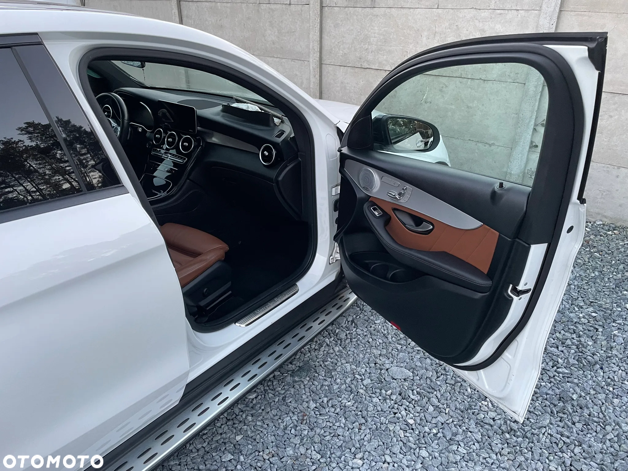 Mercedes-Benz GLC 220 d 4Matic 9G-TRONIC AMG Line - 19