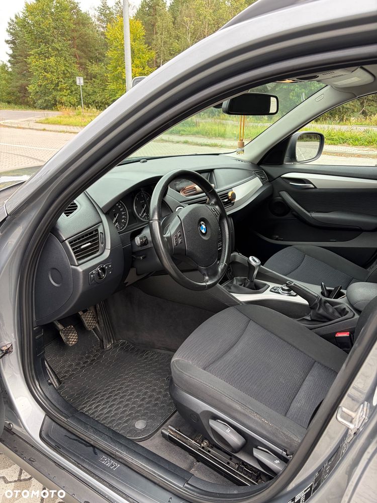 BMW X1 sDrive18d - 10