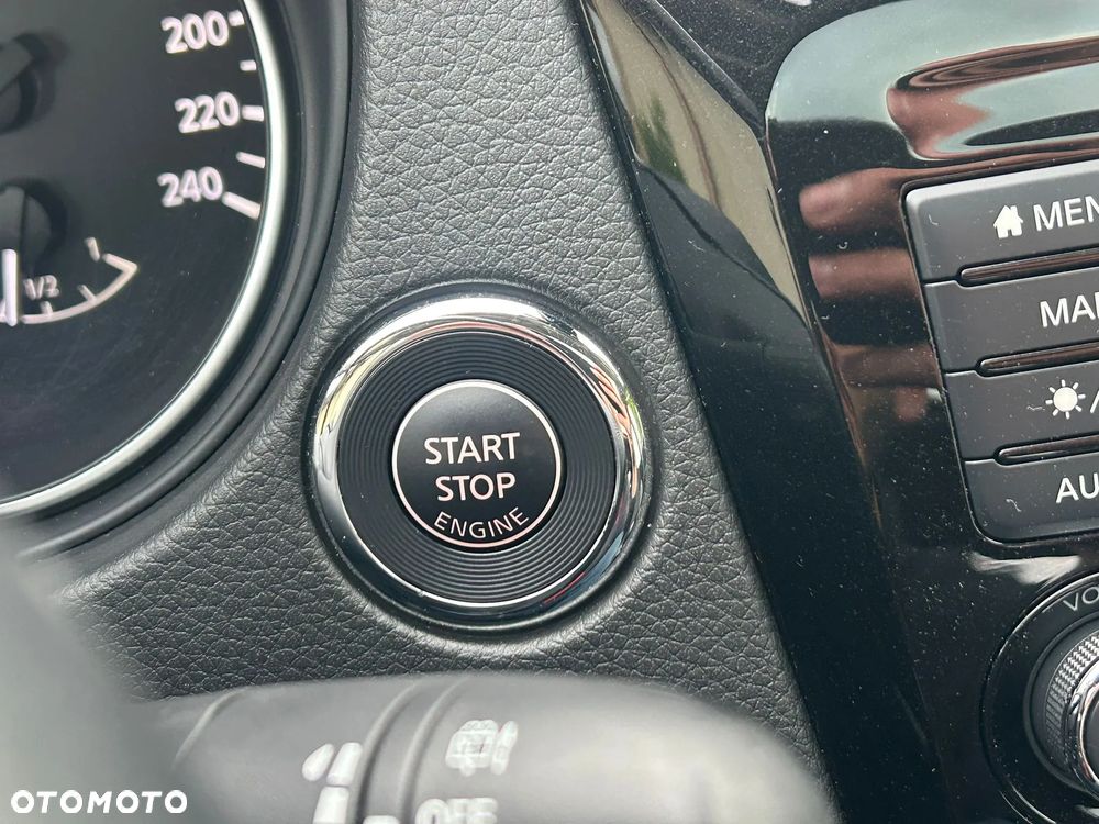 Nissan Qashqai 1.3 DIG-T N-Connecta - 31