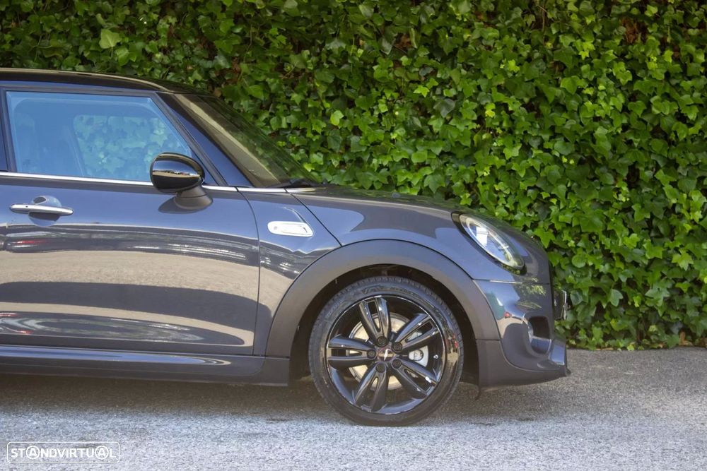 MINI 5 Portas Cooper SD Auto Desportiva - 6