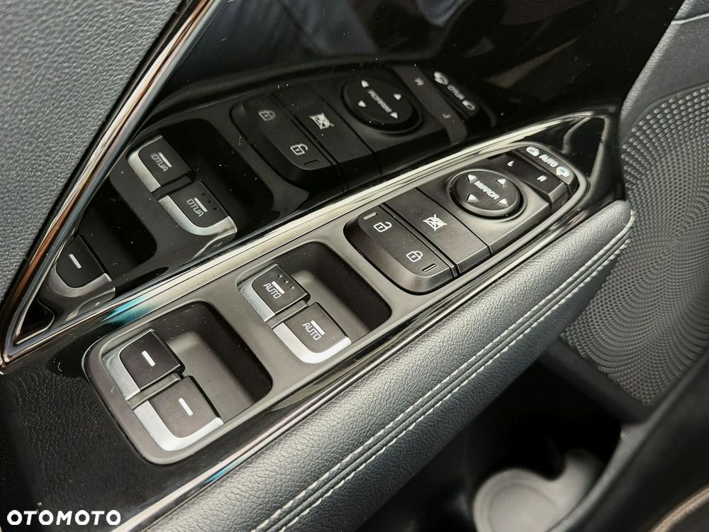 Kia Niro 1.6 GDI Hybrid L Business Line - 18