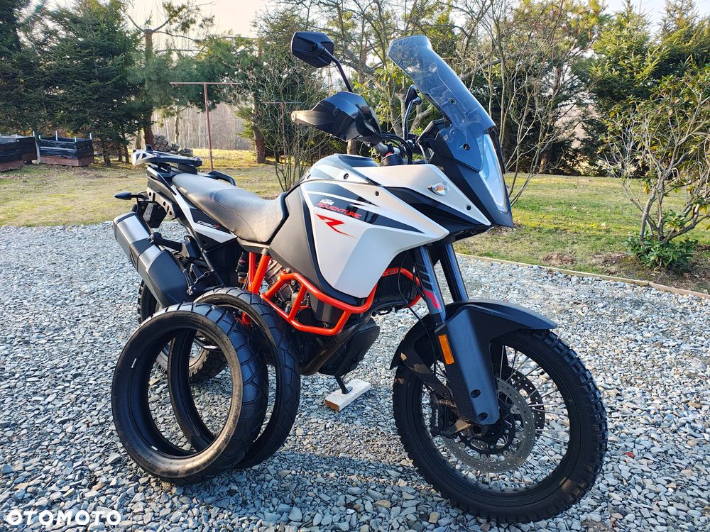 KTM Adventure - 9