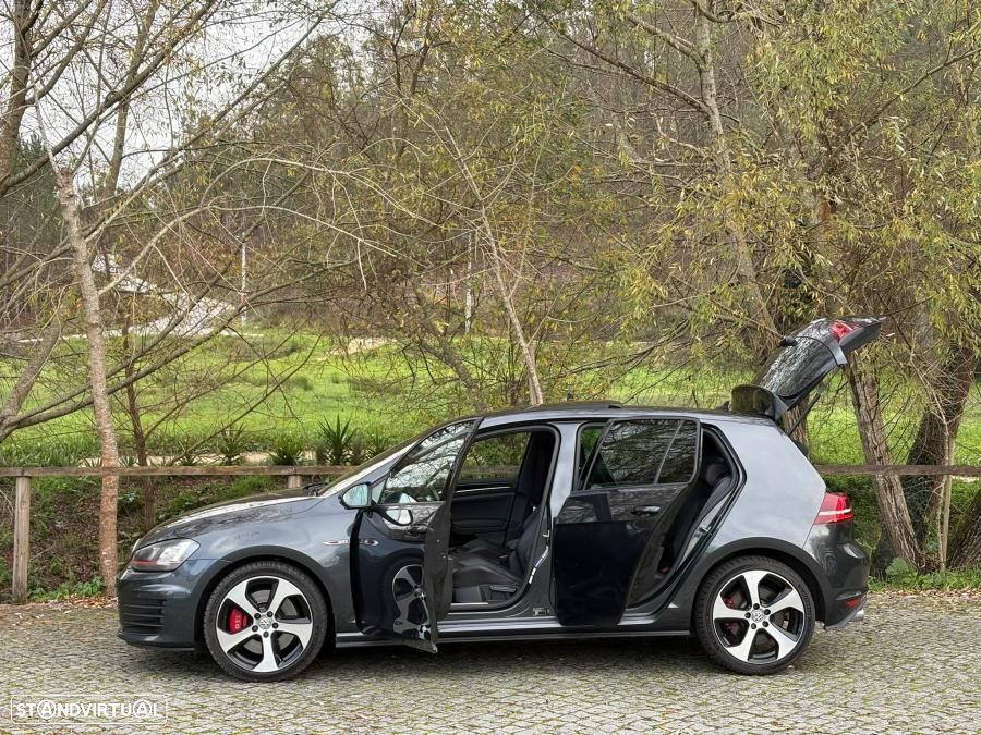 VW Golf 2.0 TSi GTi DSG Performance - 8