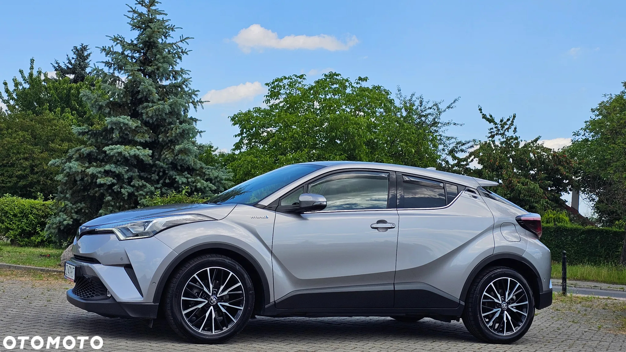 Toyota C-HR Hybrid Lounge - 16