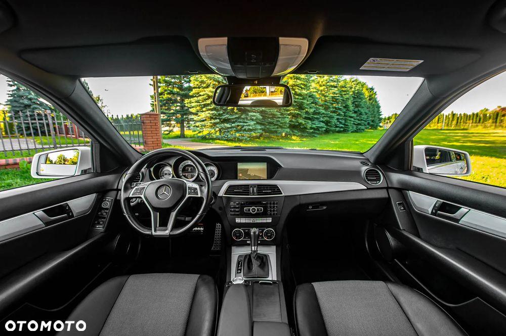 Mercedes-Benz Klasa C 250 CDI 4Matic 7G-TRONIC Avantgarde Edition - 5