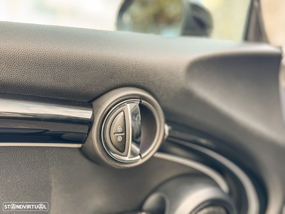 MINI 3 Portas Cooper S Auto - 26