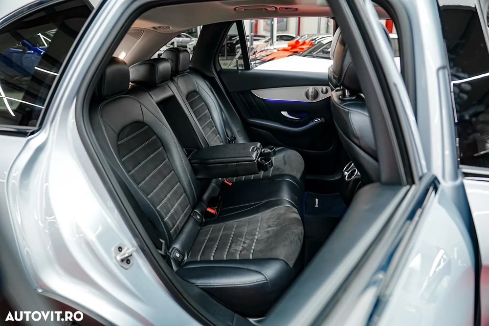 Mercedes-Benz GLC 300 de 4Matic 9G-TRONIC AMG Line Plus - 10