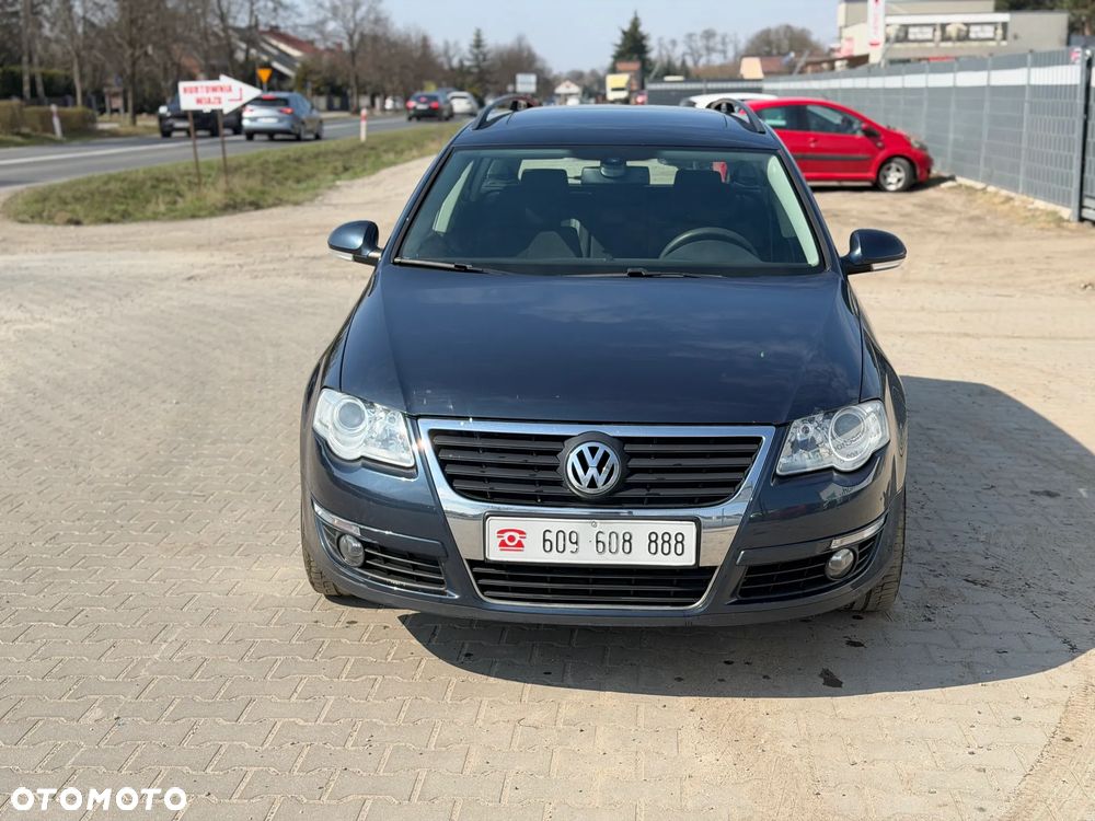 Volkswagen Passat - 2