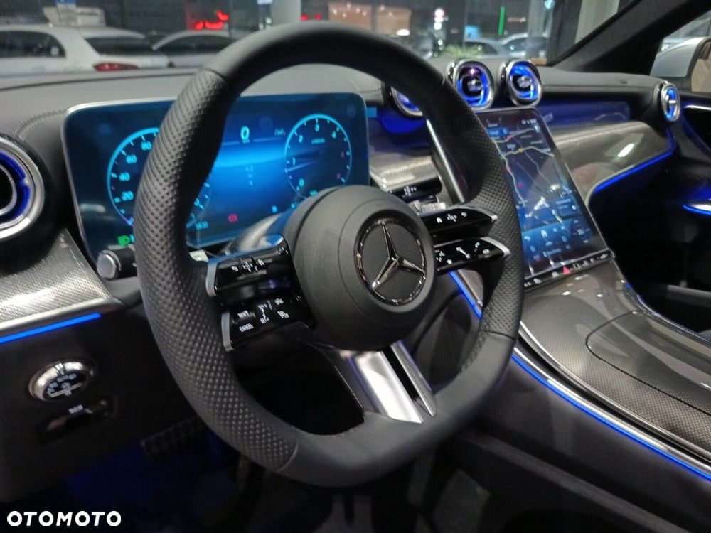 Mercedes-Benz GLC - 17