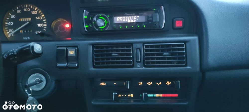 Toyota Corolla 1.3 XL - 11