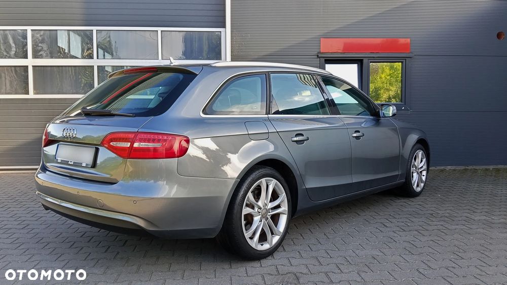Audi A4 Avant - 4