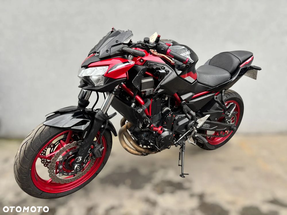 Kawasaki Z 650 - 6