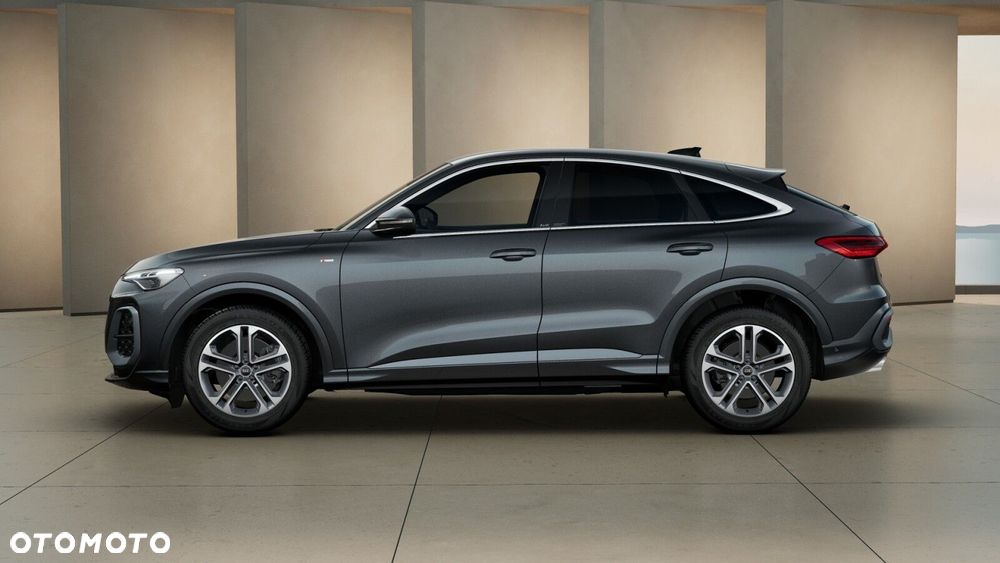 Audi Q5 Sportback - 4