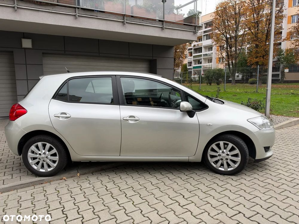 Toyota Auris - 3