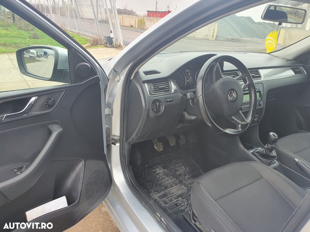 Skoda RAPID 1.6 TDI Ambition - 13