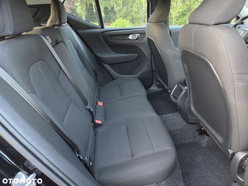 Volvo XC 40 T2 Momentum - 10