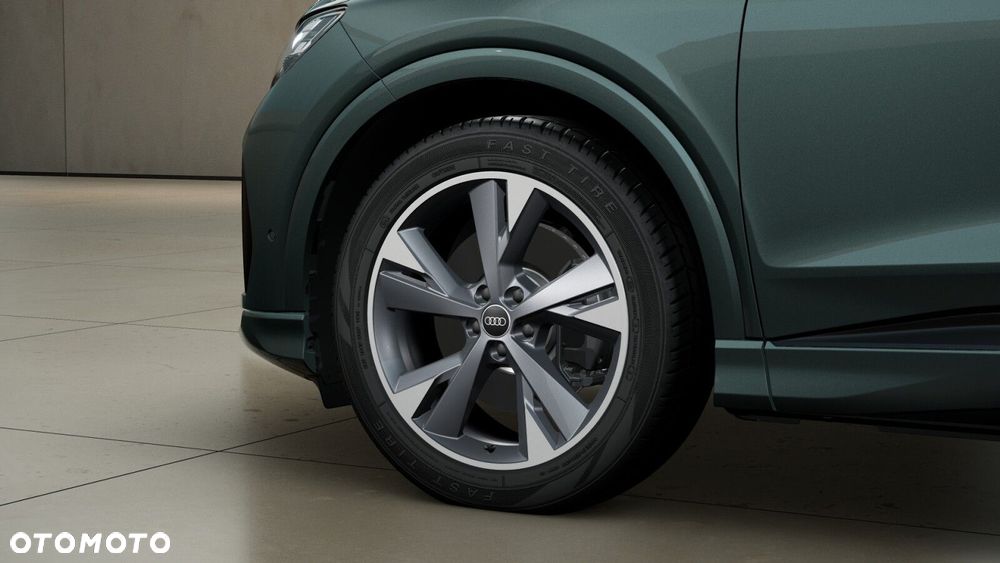 Audi Q4 e-tron - 6
