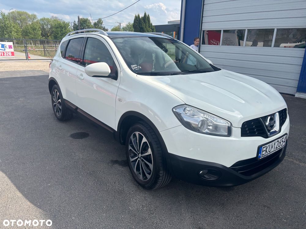 Nissan Qashqai - 2