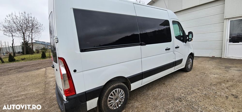 Renault Master 2.3 Combi 3,5t L2H2 8+1 locuri Confort 4,7 m3 - 4
