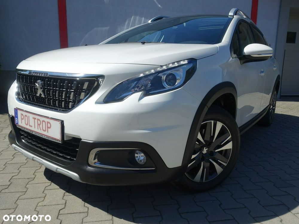 Peugeot 2008 1.2 Pure Tech Style S&S - 3