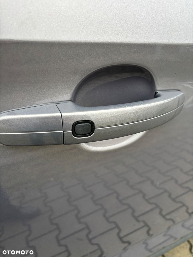 Ford Kuga 2.0 TDCi 4x4 Titanium - 26