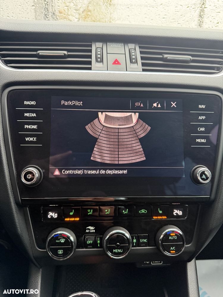 Skoda Octavia Combi Diesel 1.6 TDI Style - 7