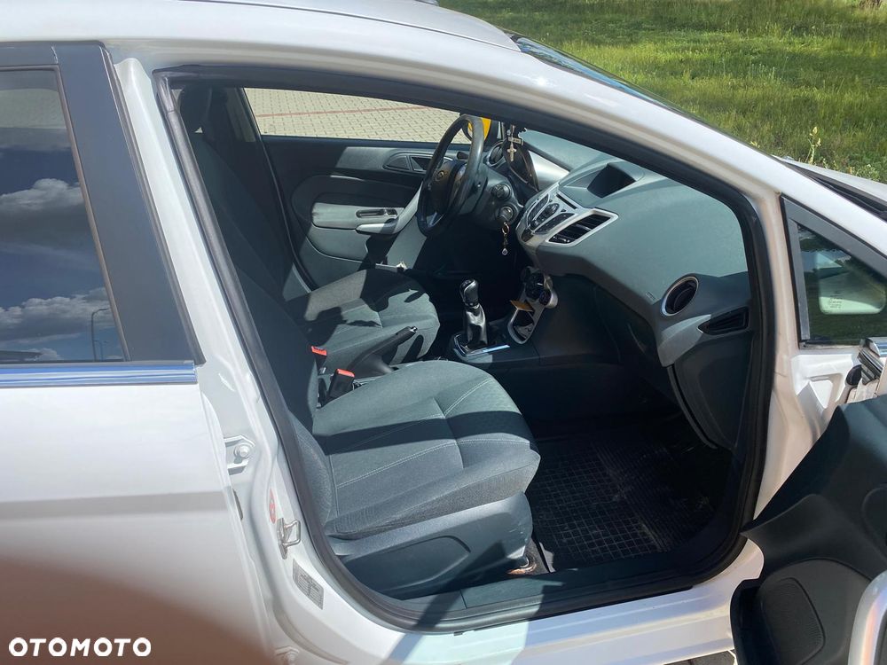 Ford Fiesta 1.25 Ambiente - 8