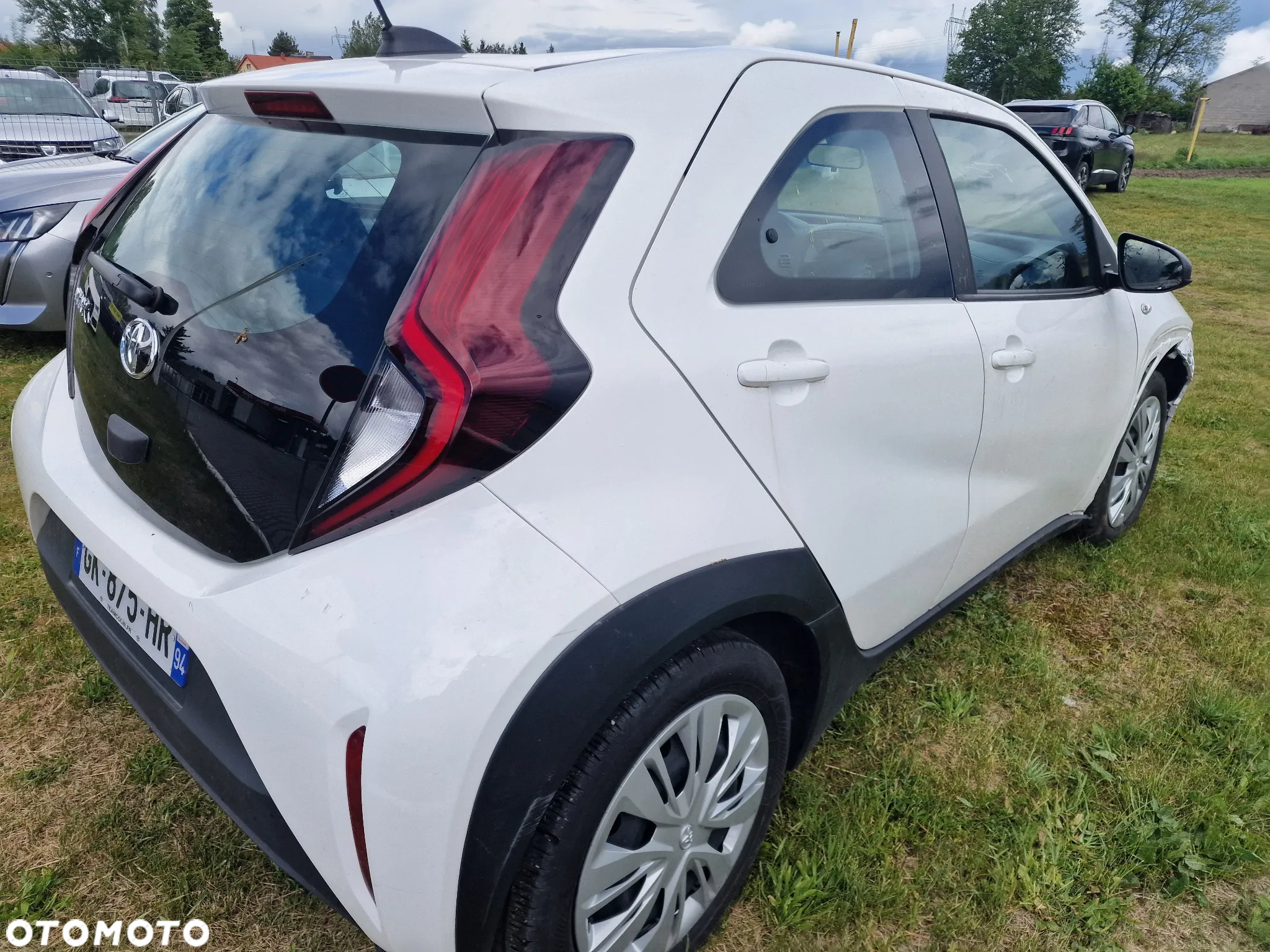 Toyota Aygo X 1.0 VVT-i Black Edition X-shift - 24