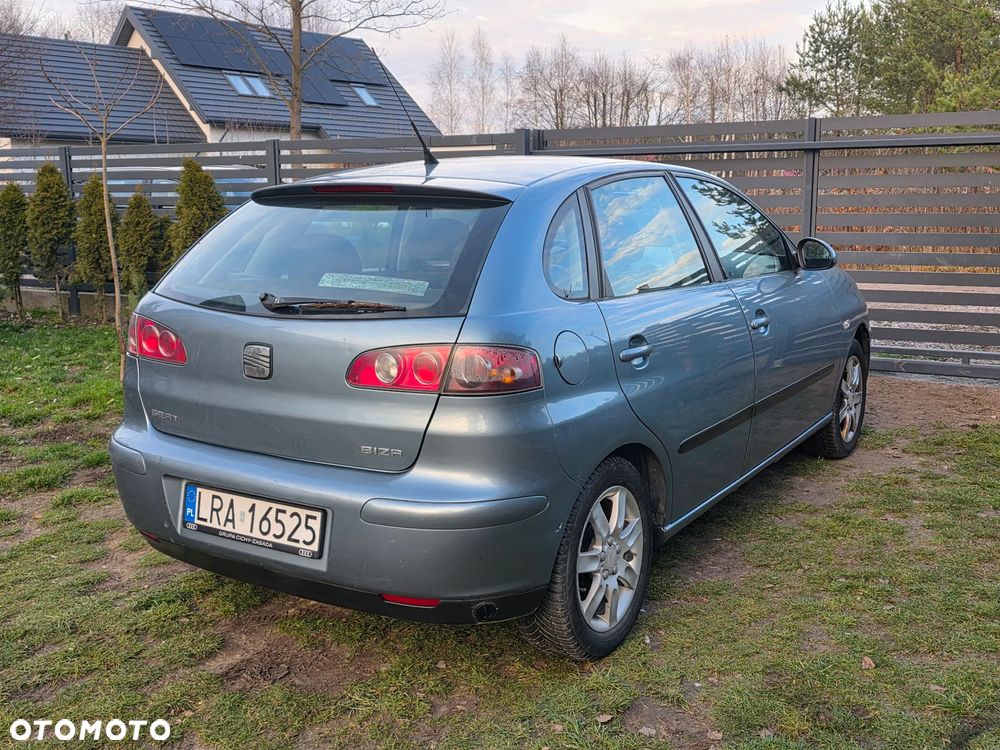 Seat Ibiza 1.4 16V Stylance - 2