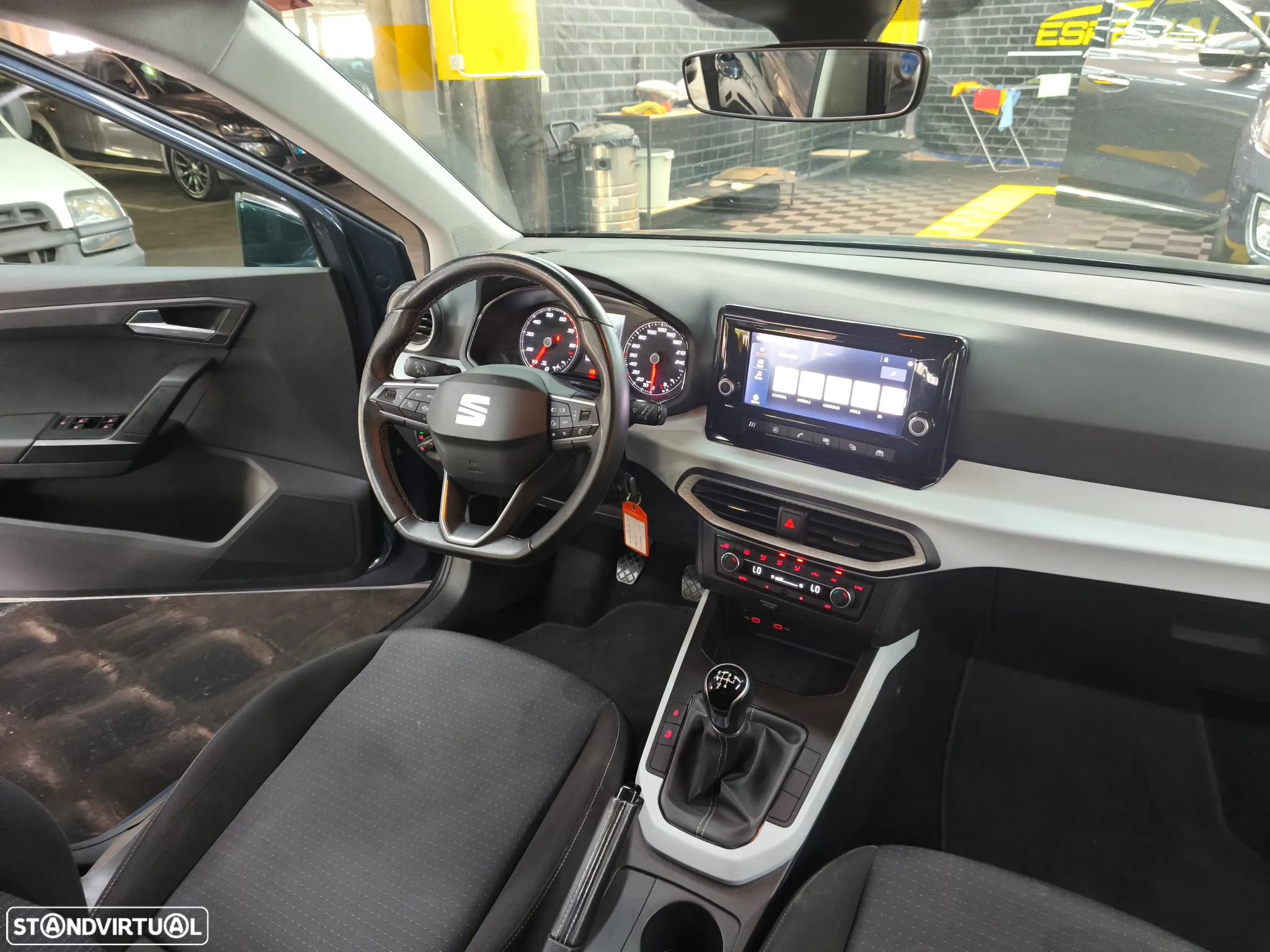 SEAT Arona 1.0 TSI Reference - 12