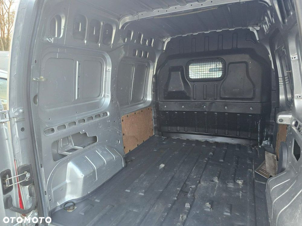 Ford Transit Connect - 29