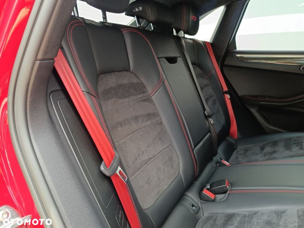 Porsche Macan - 25