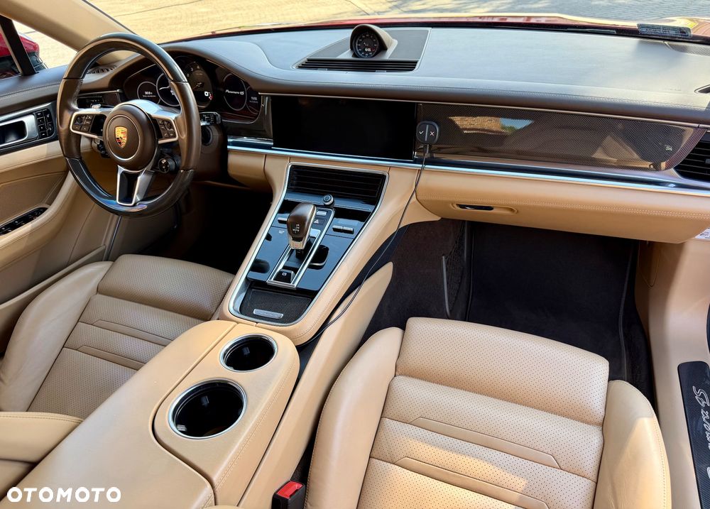 Porsche Panamera 4S GPF - 15