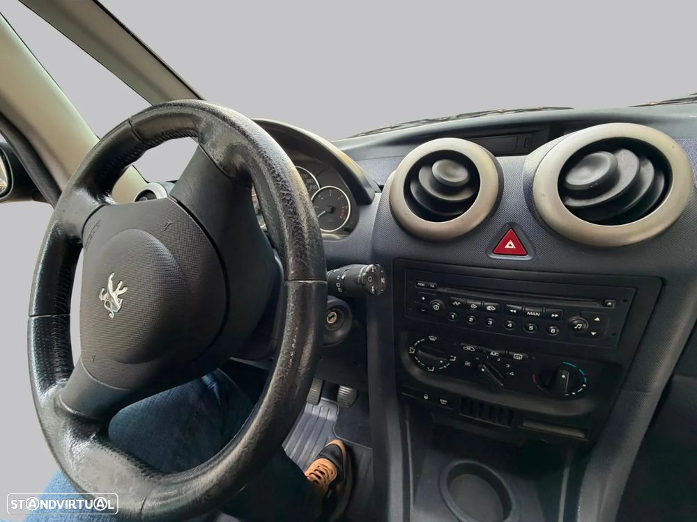 Peugeot 1007 - 6