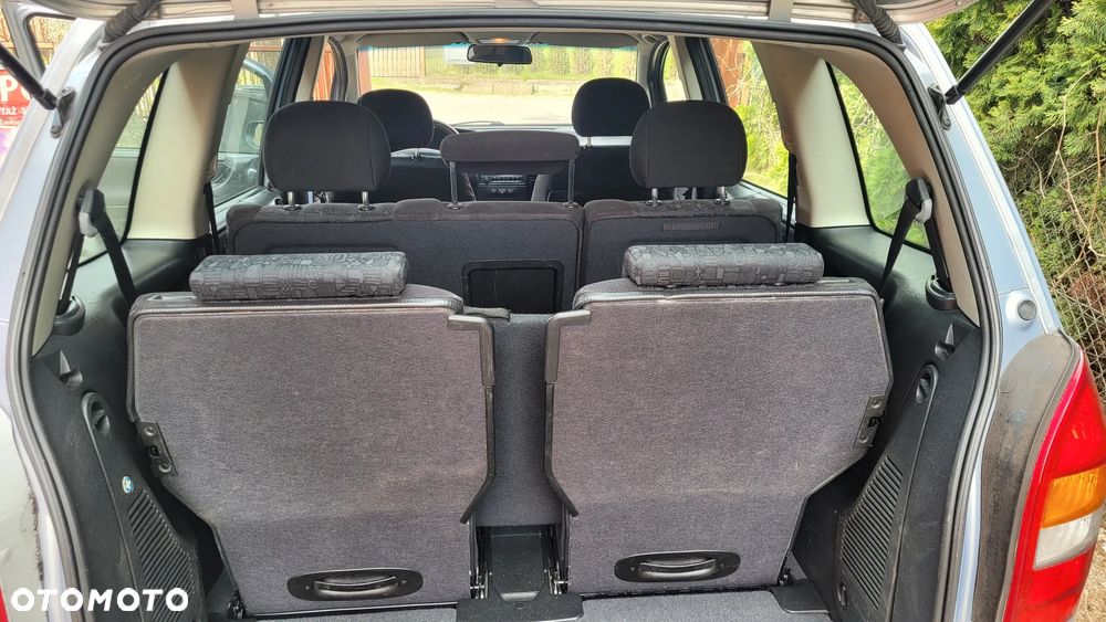 Opel Zafira 1.8 16V Elegance - 15