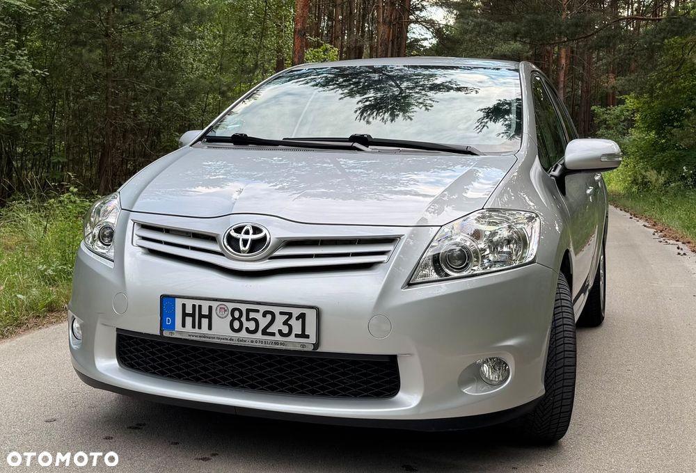 Toyota Auris - 4