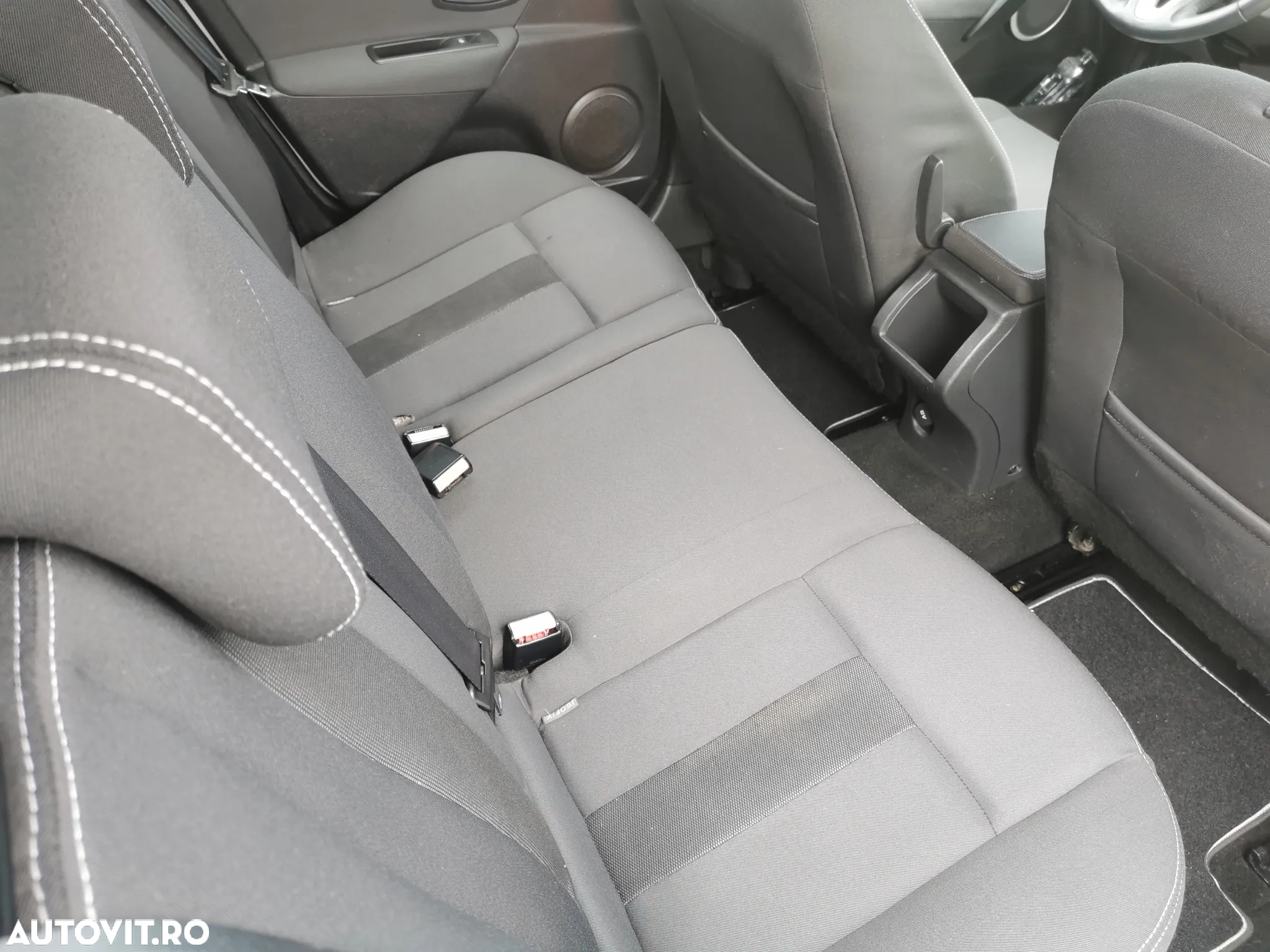 Renault Megane 1.9 dCi FAP Dynamique - 7