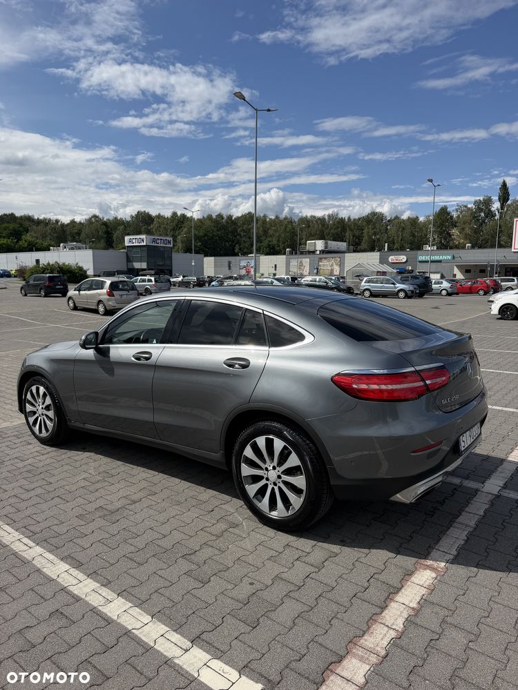 Mercedes-Benz GLC 250 4-Matic - 8