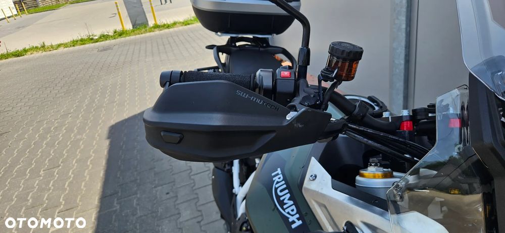 Triumph Tiger - 4