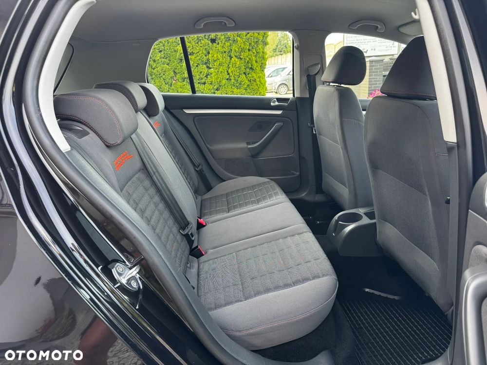 Volkswagen Golf 1.6 Goal - 30